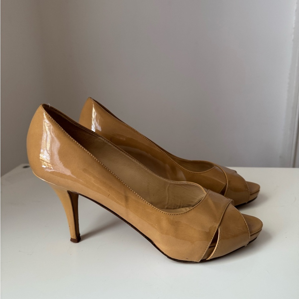 Kate Spade Tan Heels Platform Pumps - Picture 3 of 5
